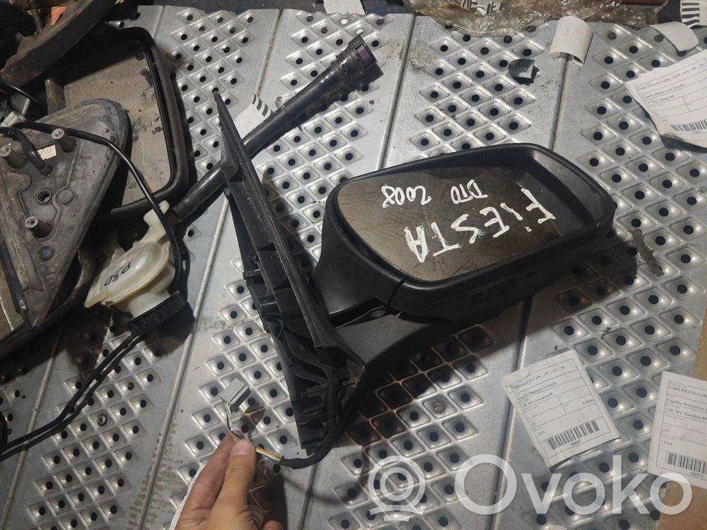 Ford Fiesta Front door electric wing mirror 
