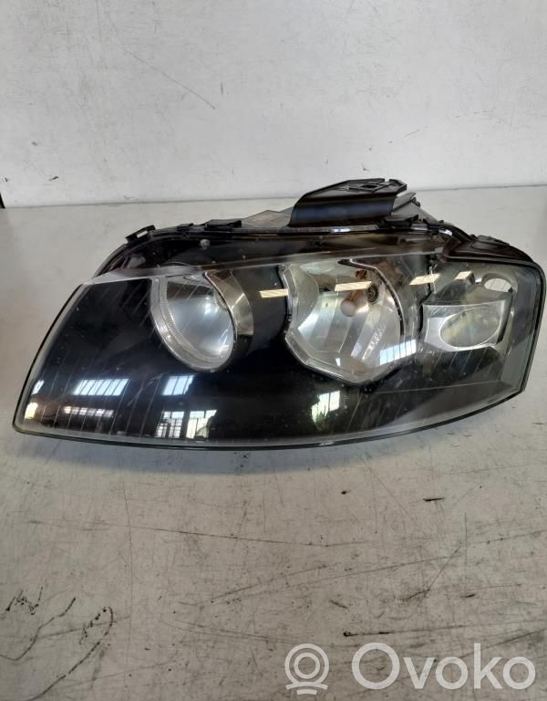 Audi A3 S3 8P Lampa przednia 