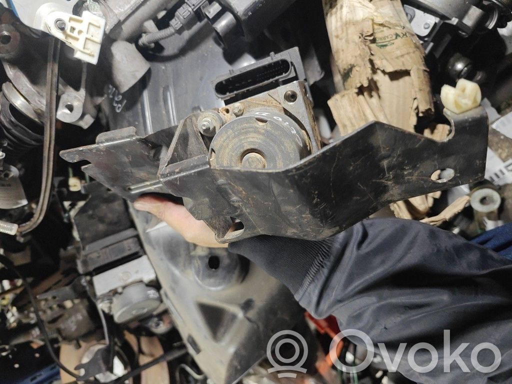ABS Blokas   8200229137,0265231333,0265800335,68514H2652,BOSCH,RENAULTCLIO2