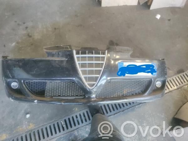 Alfa Romeo 147 Bară față 