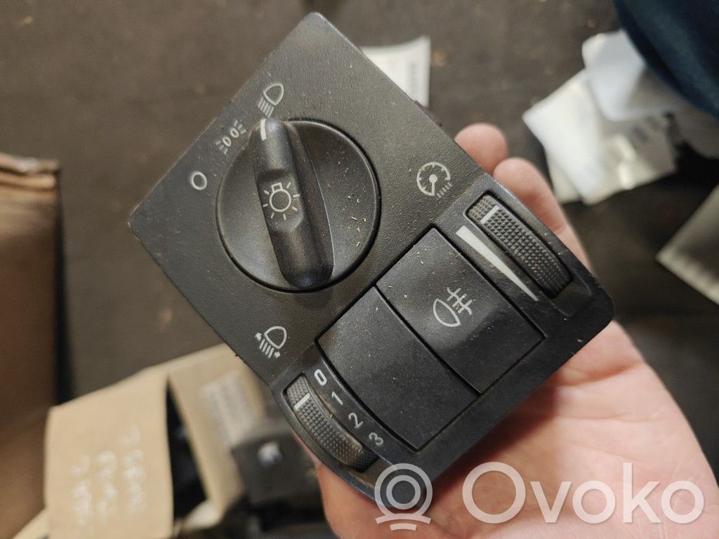 Opel Corsa C Light switch 
