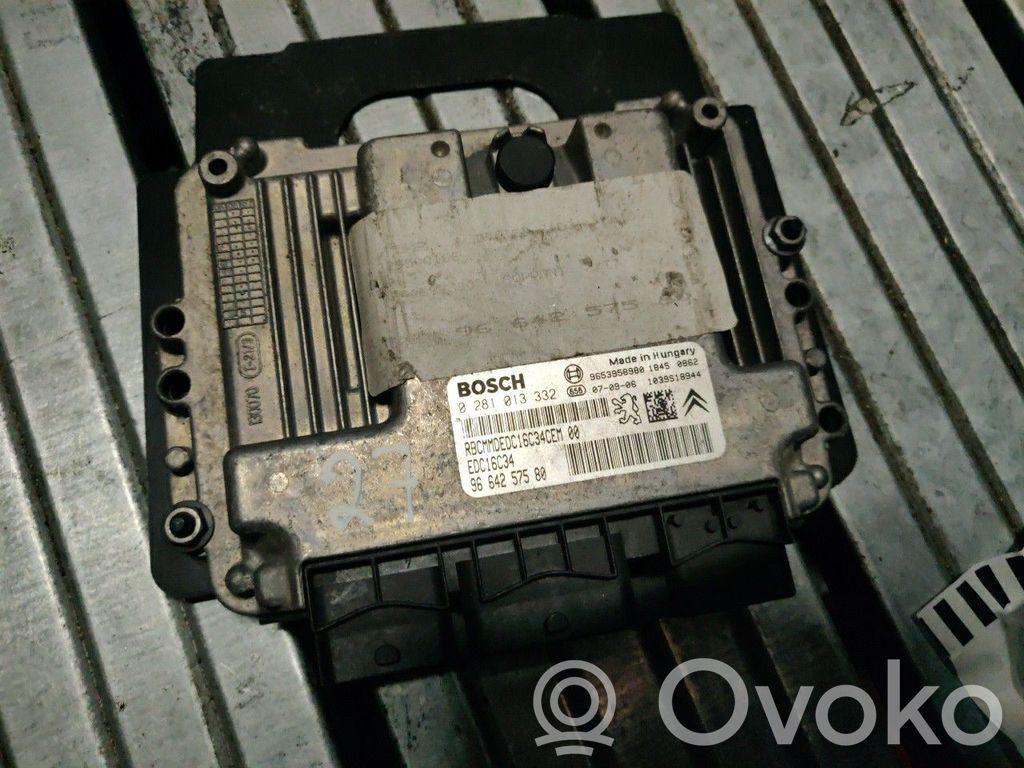 Unidad de control/módulo del motor   P3081