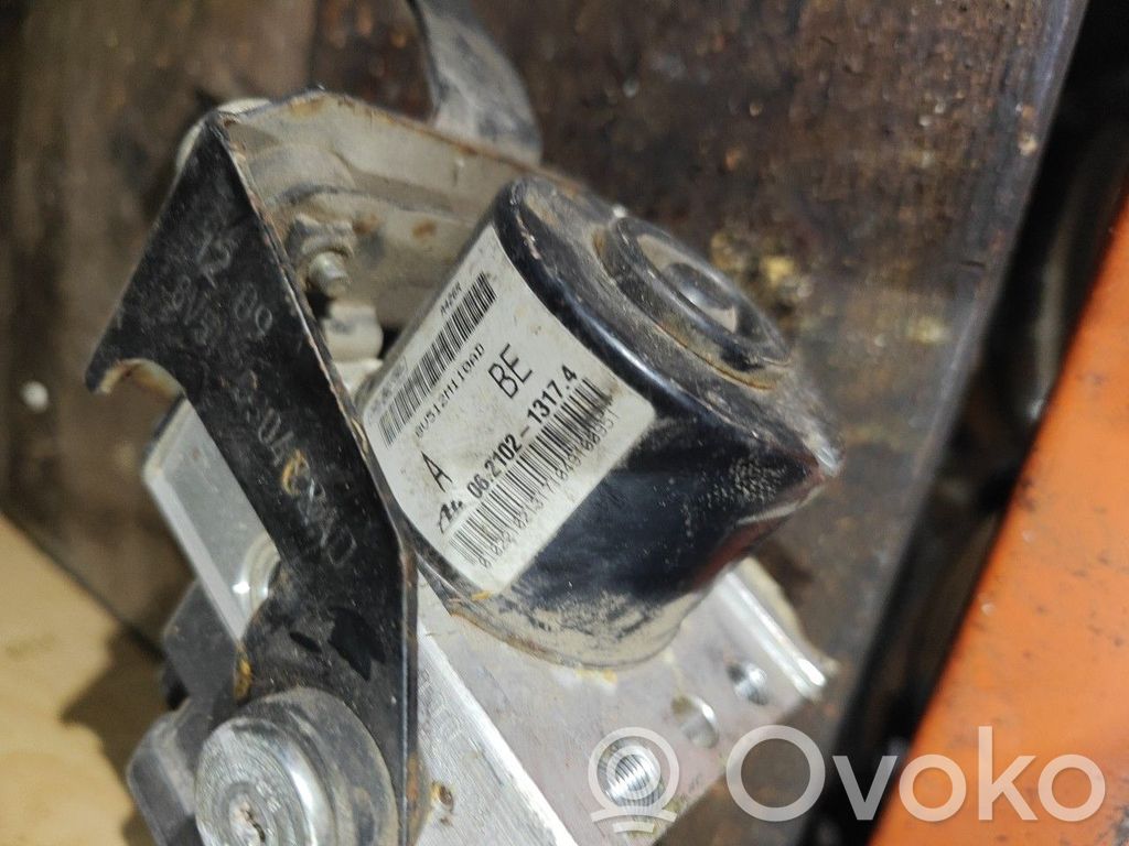 ABS bloks   8V512M110AD,06210213174,FORDFIESTA2010