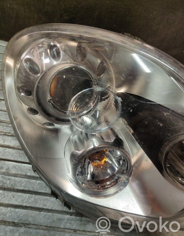 Mini Cooper Countryman R60 Lampa przednia 