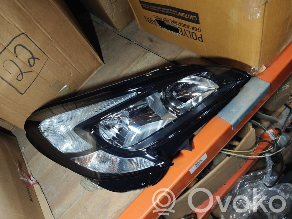 Opel Corsa E Phare frontale 