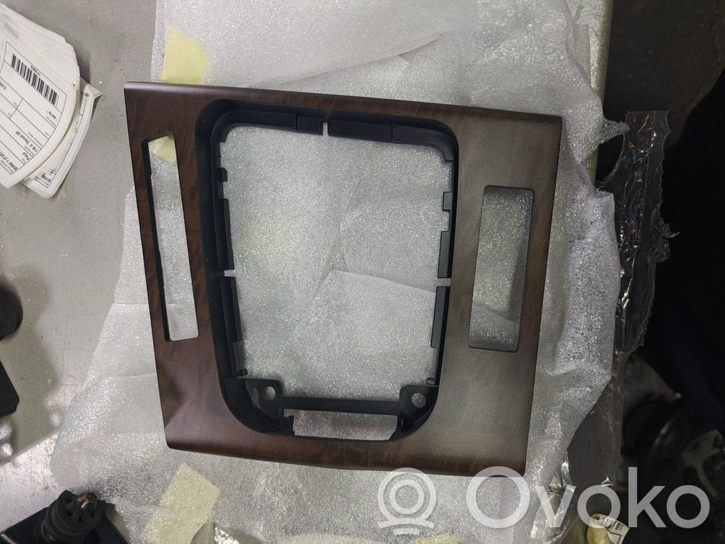 BMW 3 E46 Rămă unitate radio/GPS 