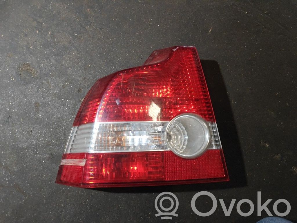 Volvo S40 Takaluukun takavalot 