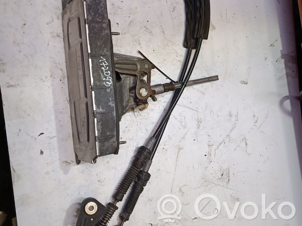 Palanca/selector de cambios   1K0711061B,P75,VWAUDISKODASEAT