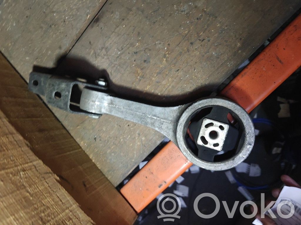 Engine mount bracket   6Q0199851T,VWAUDISKODASEAT