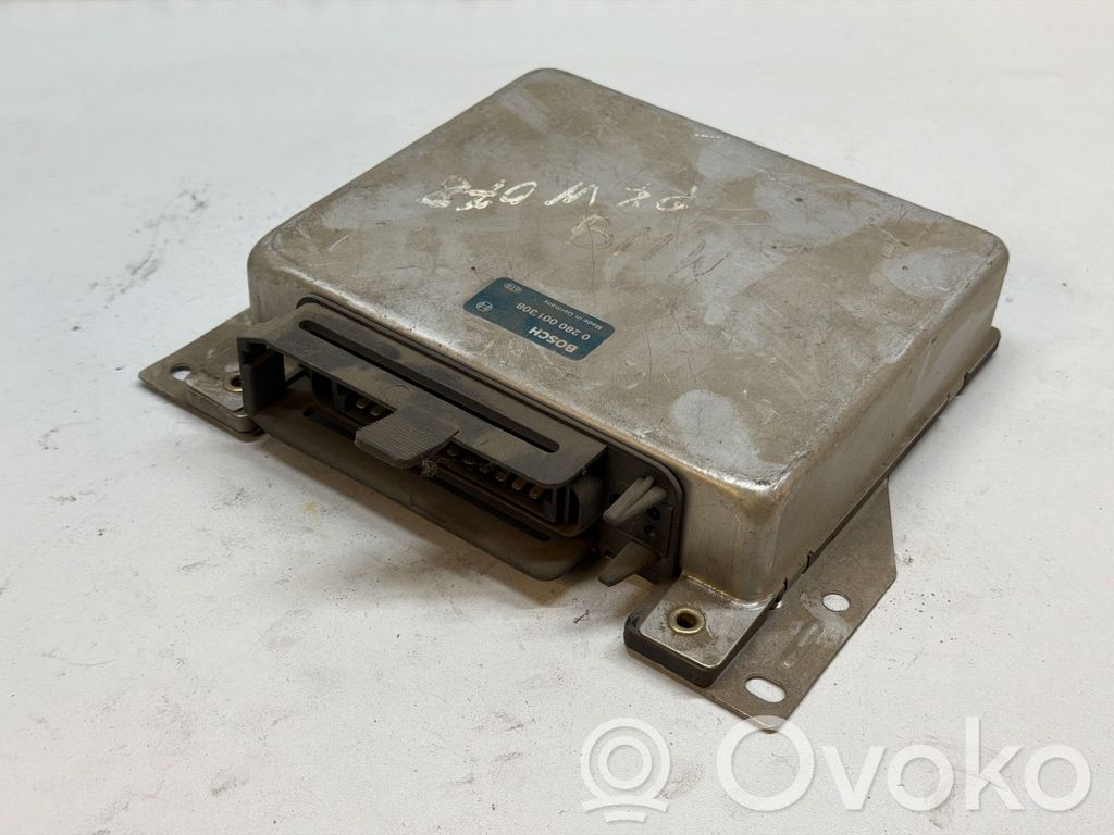BMW 3 E30 Variklio valdymo blokas 