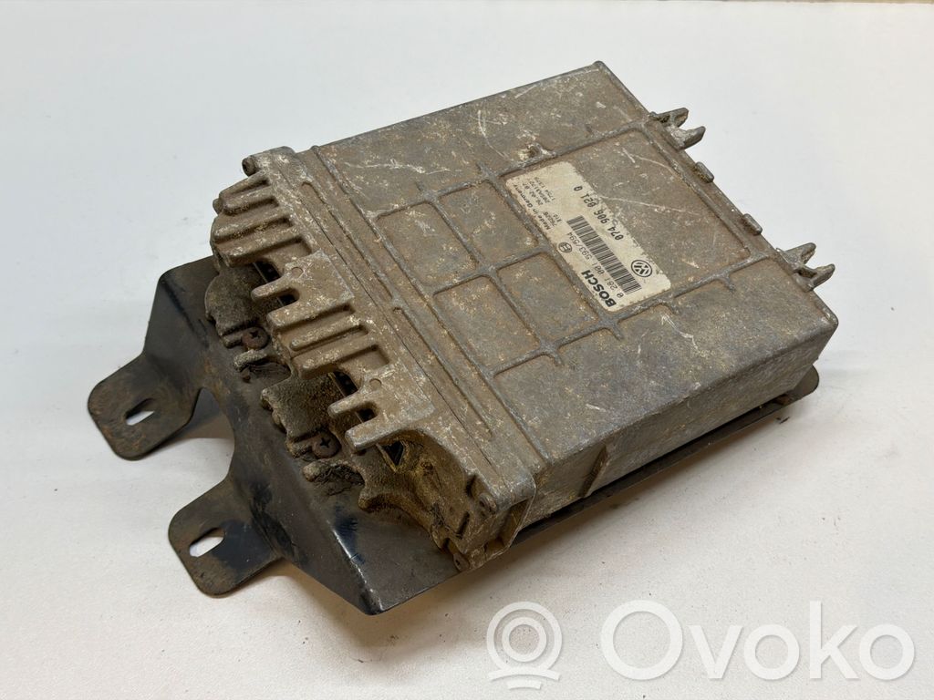 Volkswagen II LT Engine control unit/module 