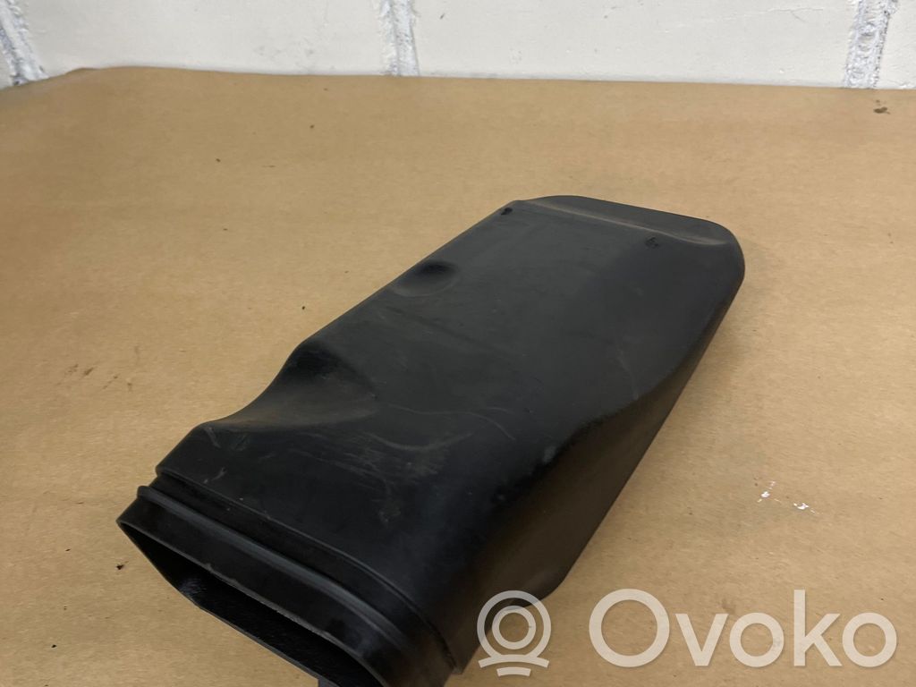Air intake duct part   7797956