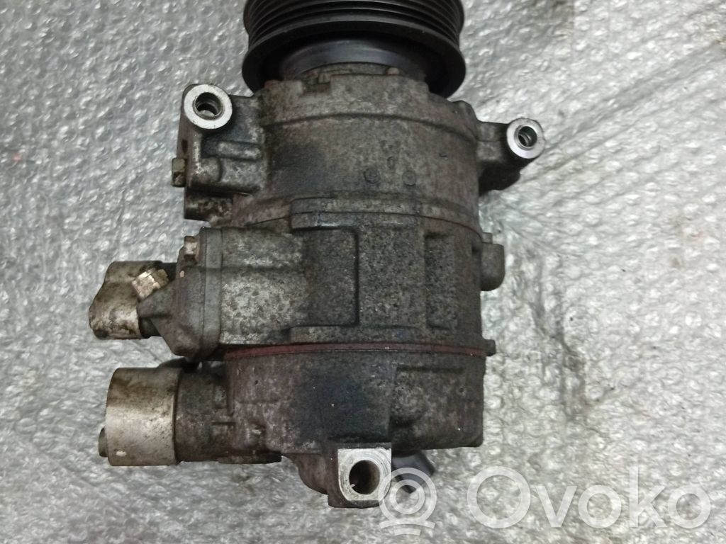 Audi A4 S4 B7 8E 8H Kompresor / Sprężarka klimatyzacji A/C 