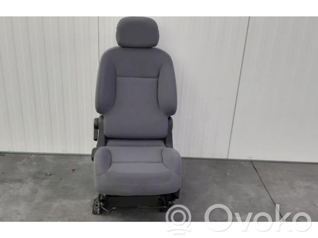 Peugeot Partner Etumatkustajan istuin 