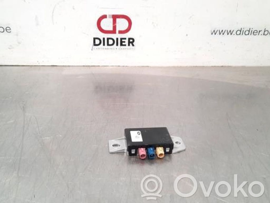 Antenos stiprintuvas   DPLA19C097BA,C2D33465,J9C17518,K8D219C097AA,LR114132