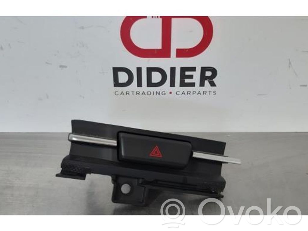 Schalter Warnblinkanlage   DA6A664H0