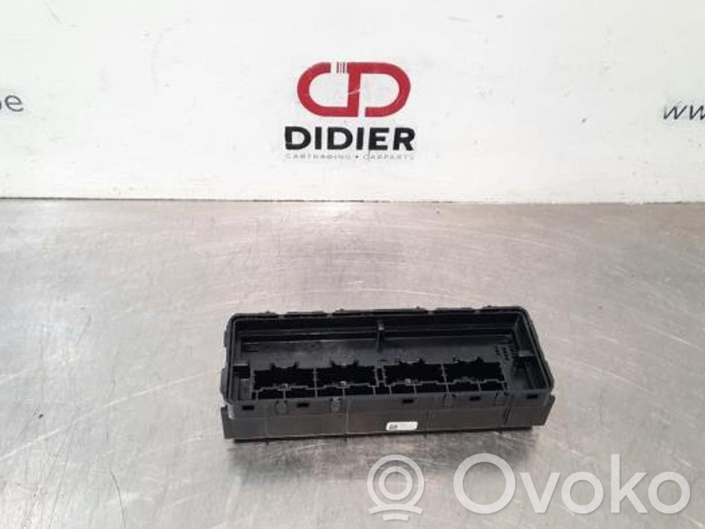 Modul de control caroserie central   13594972