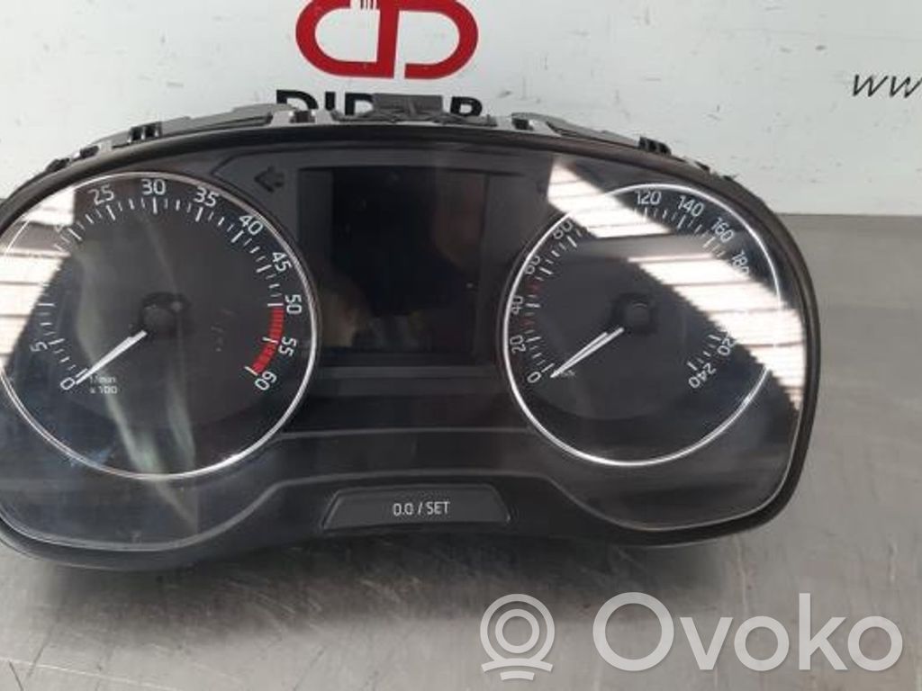 Skoda Fabia Mk3 (NJ) Nopeusmittari (mittaristo) 