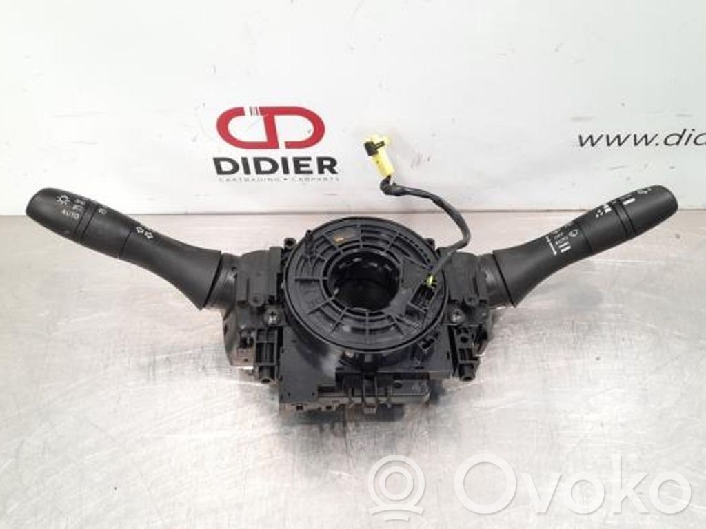 Nissan Pulsar Bloc semnalizator și ștergător parbriz 