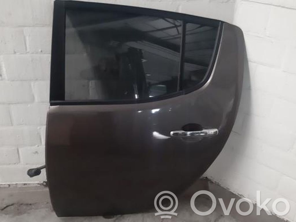 Mitsubishi L200 Galinės durys 