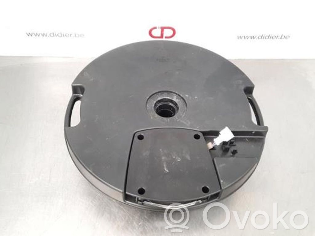 Audi Q3 8U Subwoofer 