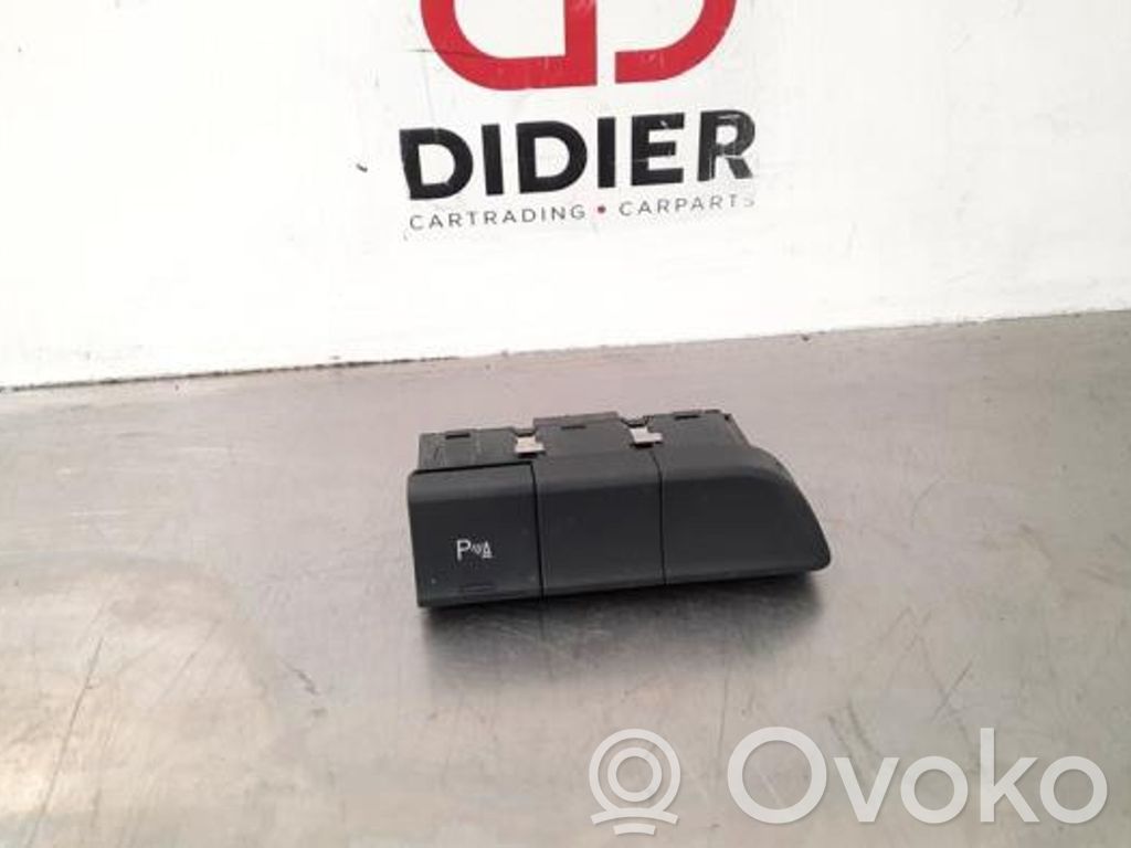 Audi Q3 8U Otros interruptores/perillas/selectores 
