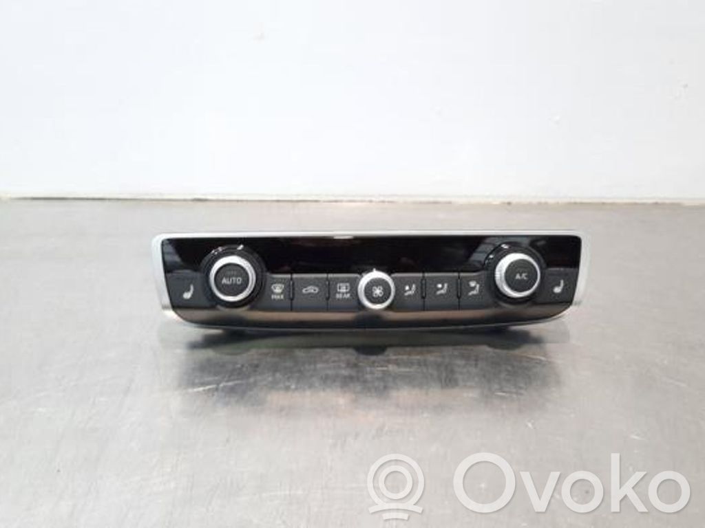 Audi Q3 F3 Climate control unit 