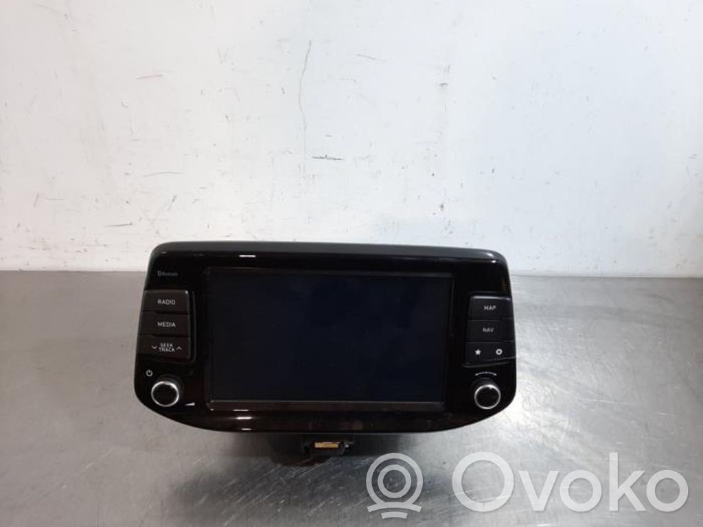 Hyundai i30 Monitor / wyświetlacz / ekran 