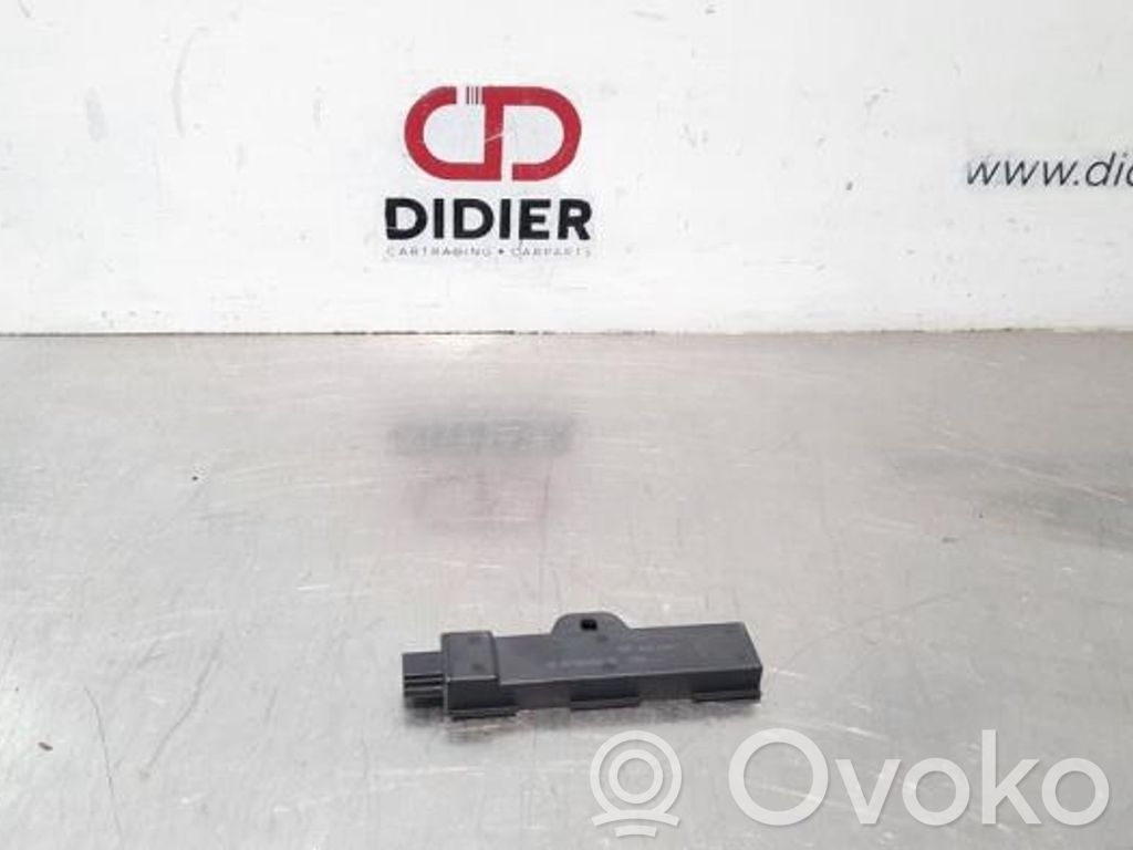 BMW 2 F45 Antenă radio