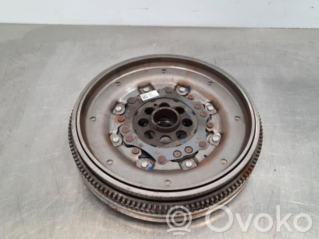 Volante motor   05L105266K