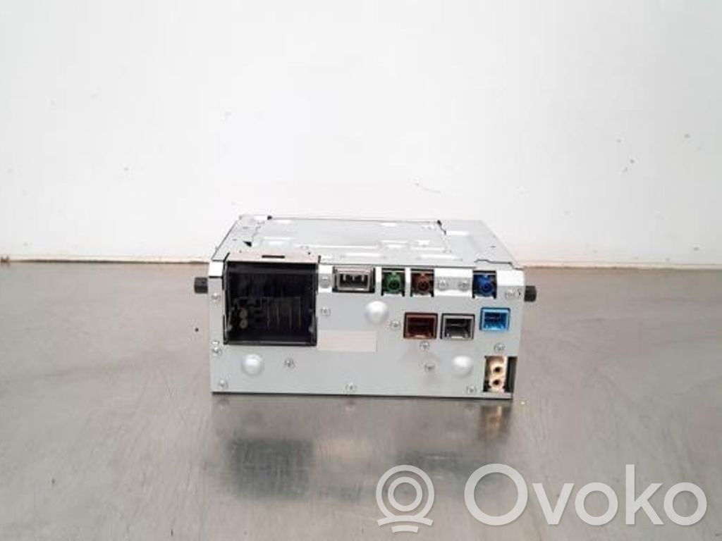 Volvo V40 Panel / Radioodtwarzacz CD/DVD/GPS 
