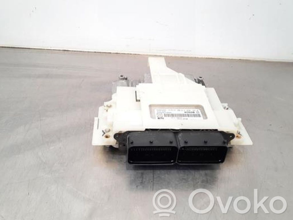 Land Rover Discovery Sport Engine control unit/module 