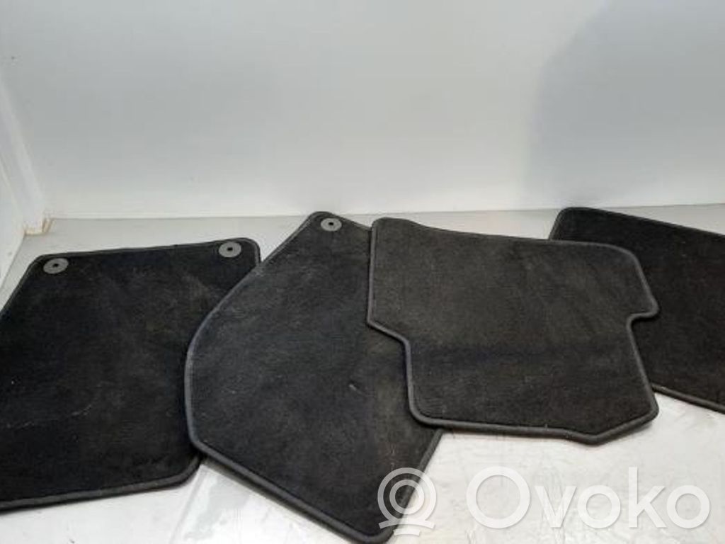 Skoda Fabia Mk3 (NJ) Kit tapis de sol auto 