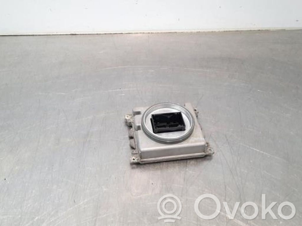 Audi A4 S4 B9 8W Moduł sterujący statecznikiem LED 