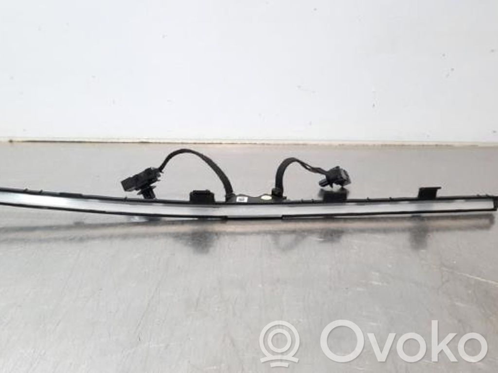 Volkswagen Golf VIII Priekinio žibinto (xenon) lemputė 