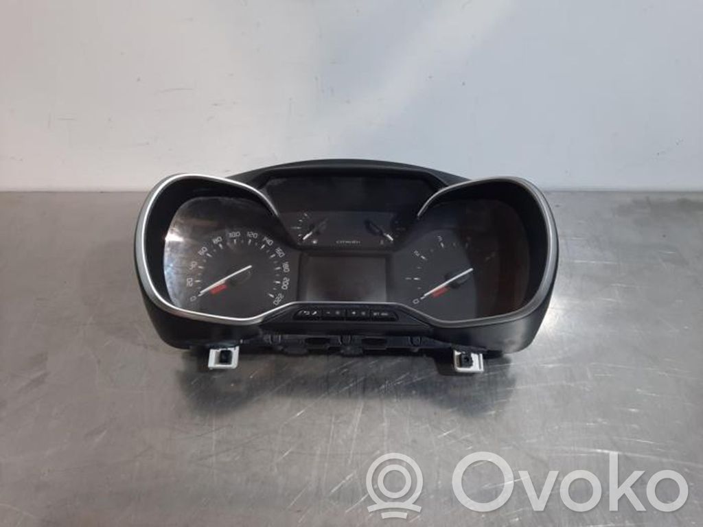 Geschwindigkeitsmesser Cockpit   9813361680