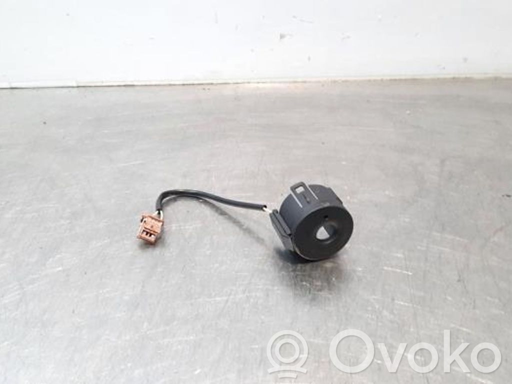 Peugeot 208 II Immobilizer control unit/module 