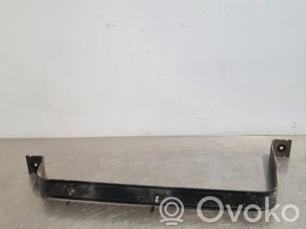 Opel Astra K Uchwyt / Mocowanie zbiornika paliwa 