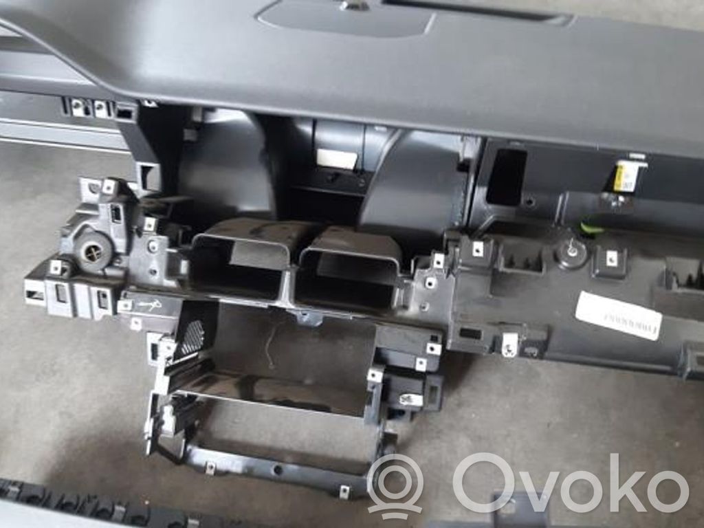 Land Rover Discovery Sport Oro pagalvių komplektas su panele 