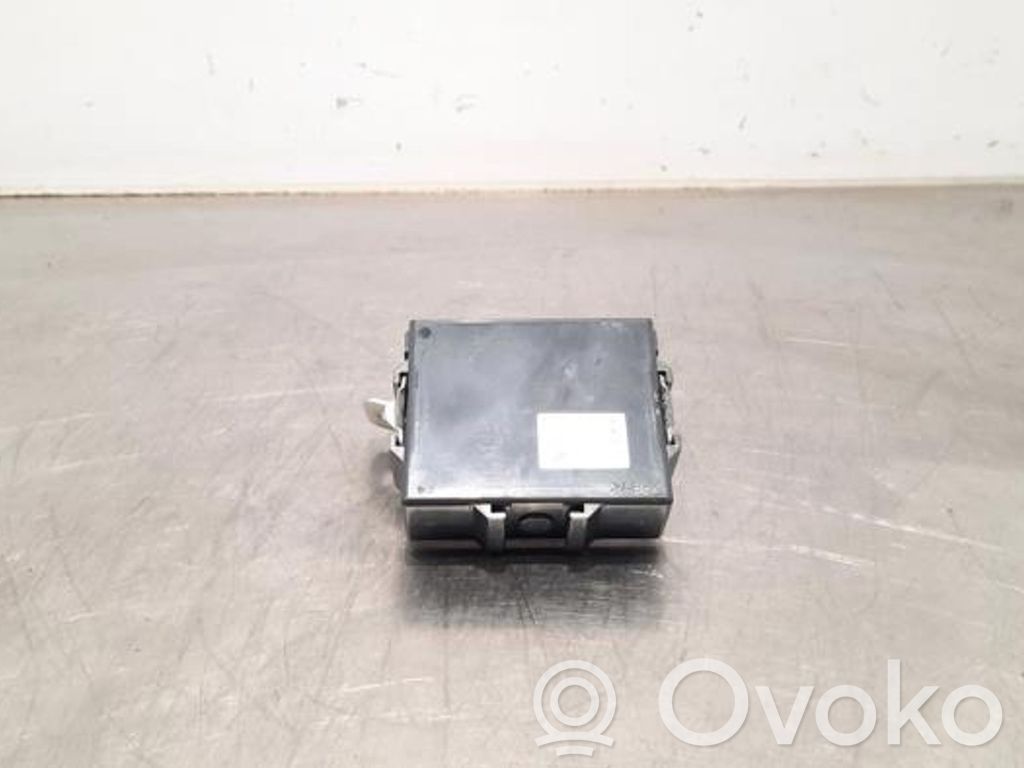 Pysäköintitutkan (PCD) ohjainlaite/moduuli