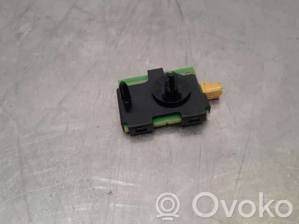 Mercedes-Benz A W177 Amplificatore antenna