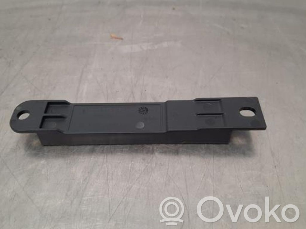 Mercedes-Benz A W177 Antenne système sans clé