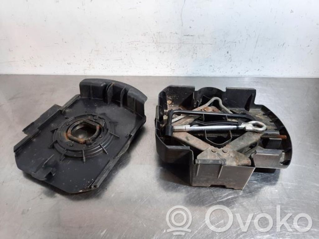 Citroen C4 Grand Picasso Set di attrezzi 