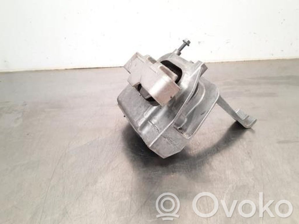 Audi A3 S3 8V Wspornik / Mocowanie silnika 