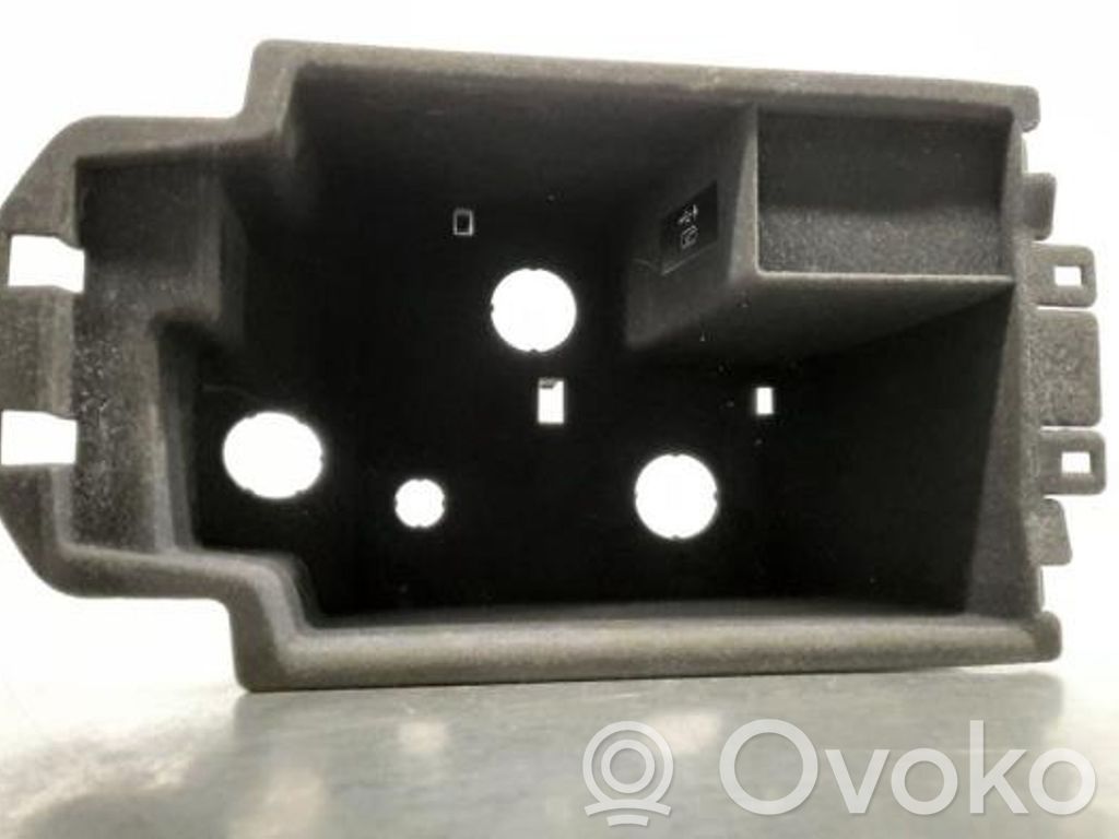 BMW 5 G30 G31 G38 Gniazdo / Złącze USB 