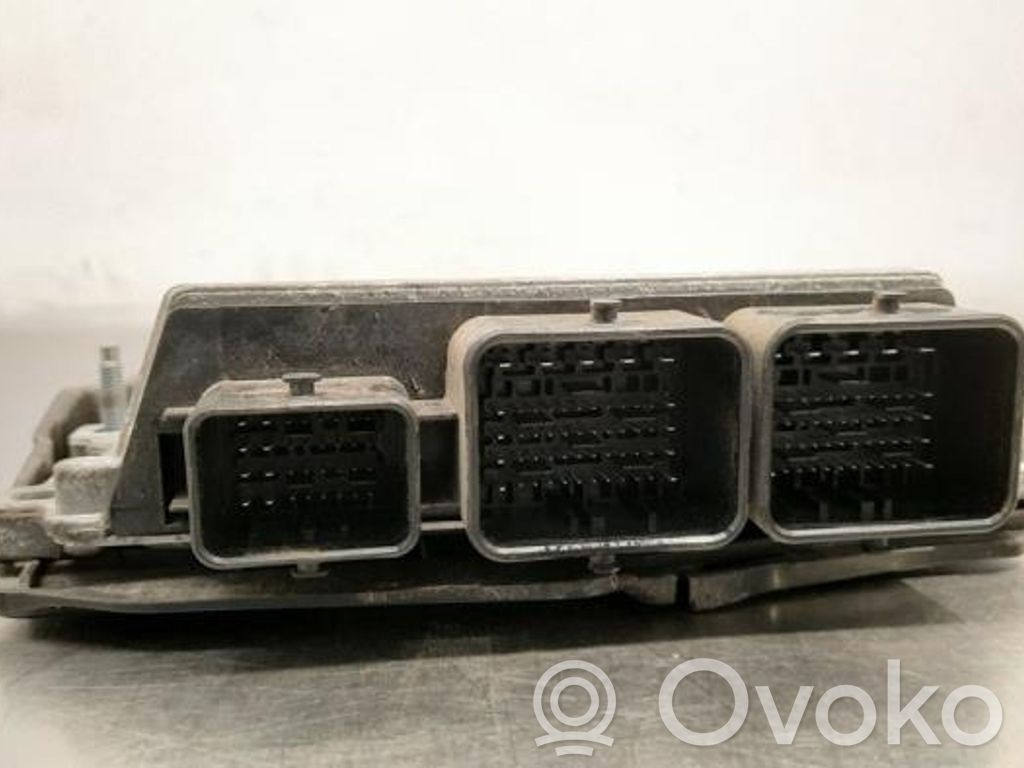 Unidad de control/módulo del motor   9800913080,9800913080