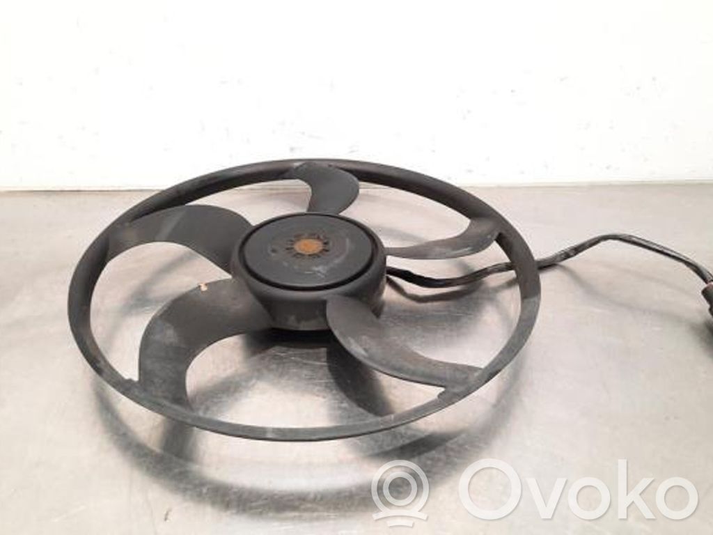Ventilatoru komplekts   3136613357,3136613357