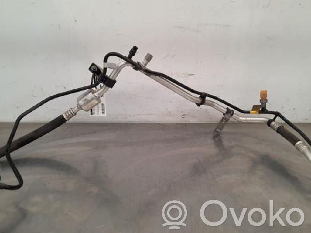 Opel Corsa F Трубка (трубки)/ шланг (шланги) кондиционера воздуха 