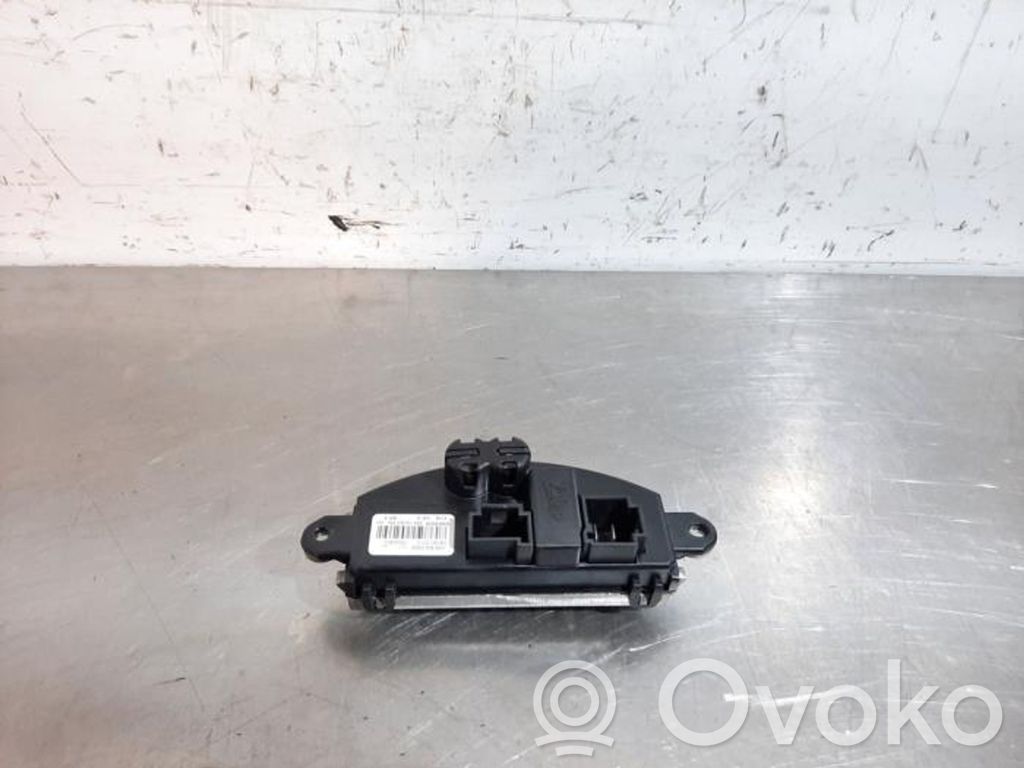 Skoda Scala Lämpöpuhaltimen moottorin vastus 