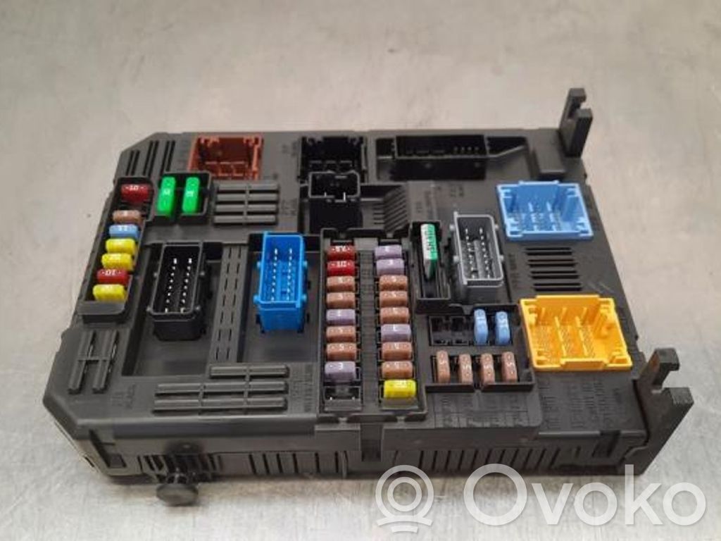 Fuse box set   9845141280,9845141280